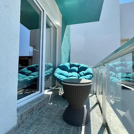 Apartment Ademi Navodari