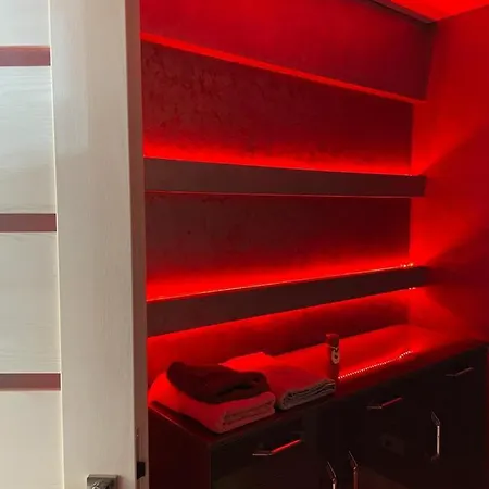 Ademi Apartment
